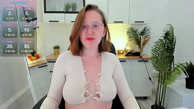 Charmy Gracy online show from 04.25.26