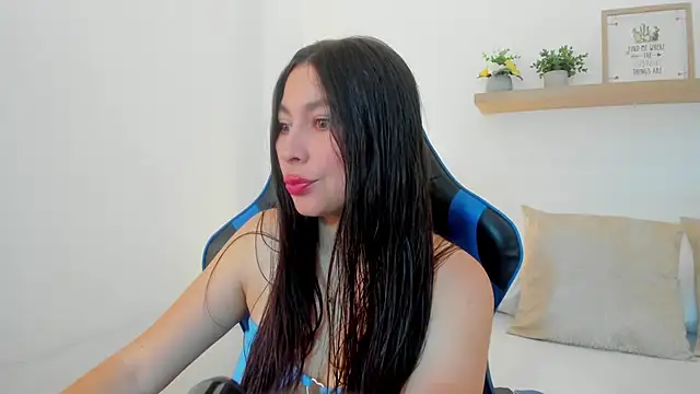 Snapshot of bella_99_ chatting on 07.09.26 bella 99 online show from 07.09.26