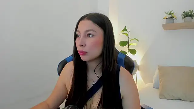 Snapshot of bella_99_ chatting on 07.14.26 bella 99 online show from 07.14.26