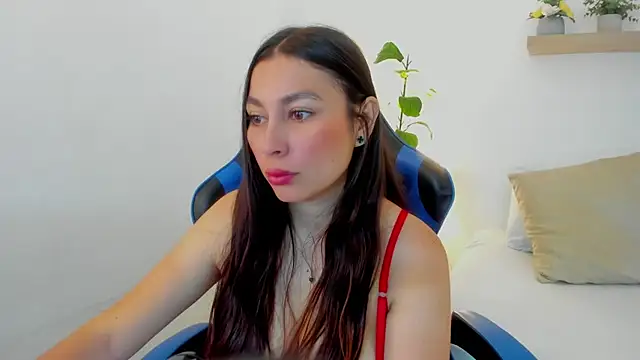 Snapshot of bella_99_ chatting on 07.31.26 bella 99 online show from 07.31.26