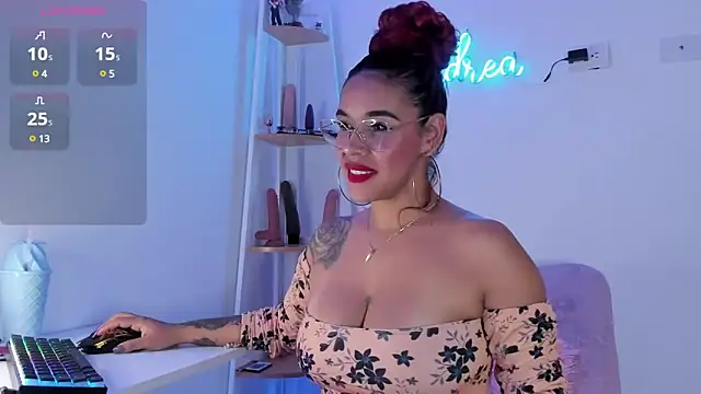 andrea lopezz  online show from 03.06.25