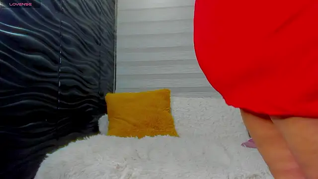 Snapshot of Pocahontas_d chatting on 02.01.26 Pocahontas d online show from 02.01.26