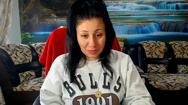 MoistMady online show from 02.23.26