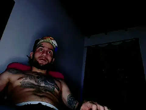 Snapshot of Christian_Stiven1 chatting on 01.21.25 Christian Stiven1 online show from 01.21.25