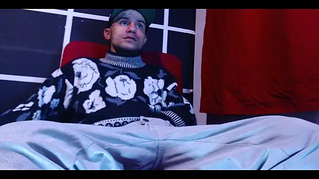 Snapshot of Christian_Stiven1 chatting on 11.28.25 Christian Stiven1 online show from 11.28.25