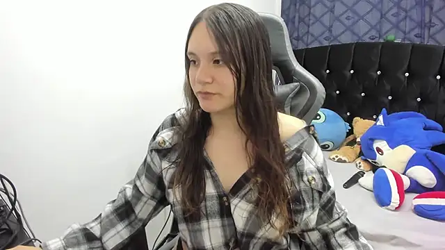 Snapshot of Wanda_sg chatting on 02.08.25 Wanda sg online show from 02.08.25