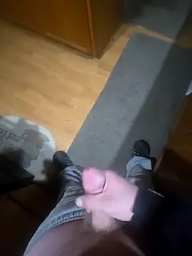 Snapshot of WhiteMeat069 chatting on 11.04.25 WhiteMeat069 online show from 11.04.25