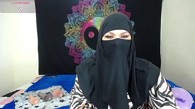 evelyn  salah online show from 10.28.25