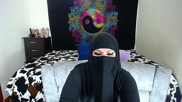 evelyn  salah online show from 11.28.25