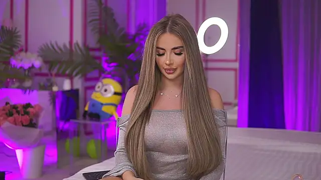 AshleySinn online show from 01.18.25