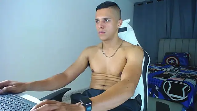 Snapshot of DavidAngell7 chatting on 03.13.25 DavidAngell7 online show from 03.13.25