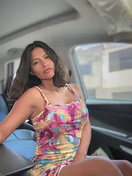 sexi noemi online show from 10.23.25