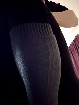 AmethystFoxx online show from 02.04.25