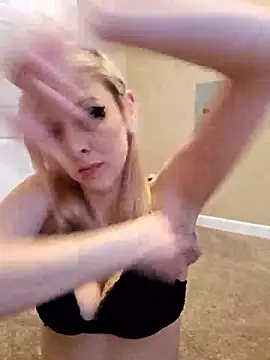 AmethystFoxx online show from 01.12.26