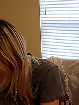 AmethystFoxx online show from 06.11.26