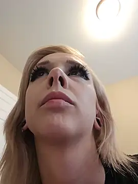 AmethystFoxx online show from 07.31.26