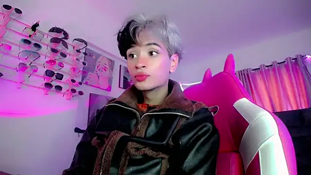 Snapshot of Sweet_Jack1 chatting on 02.11.25 Sweet Jack1 online show from 02.11.25