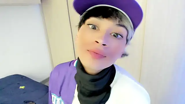 Snapshot of Sweet_Jack1 chatting on 10.06.25 Sweet Jack1 online show from 10.06.25