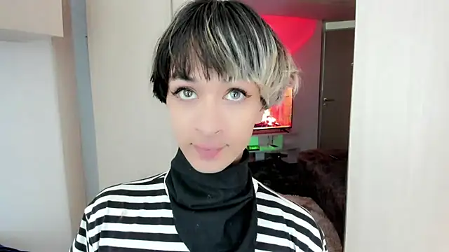 Snapshot of Sweet_Jack1 chatting on 10.14.25 Sweet Jack1 online show from 10.14.25