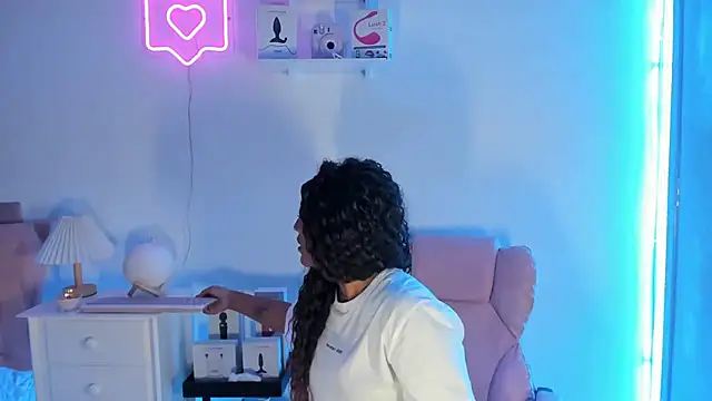 Kaiisa  online show from 12.13.24