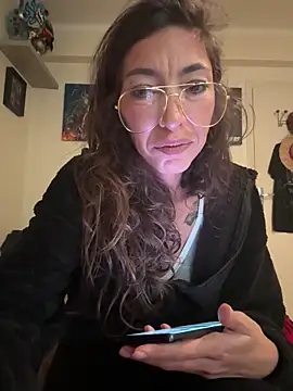 amanilouve online show from 11.09.25