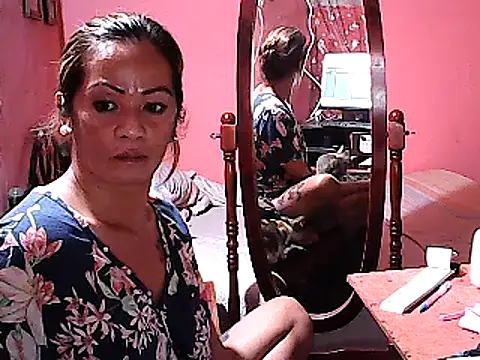 Snapshot of yummy_21xxx chatting on 02.09.25 yummy 21xxx online show from 02.09.25