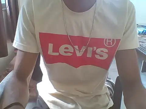 Snapshot of sour_rabh chatting on 12.18.25 sour rabh online show from 12.18.25