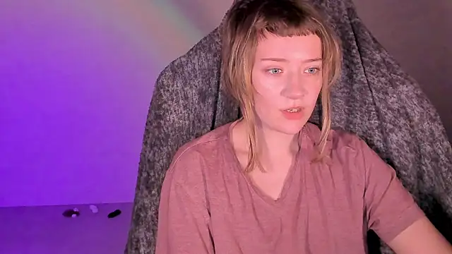 RikkiSanchez online show from 11.14.25