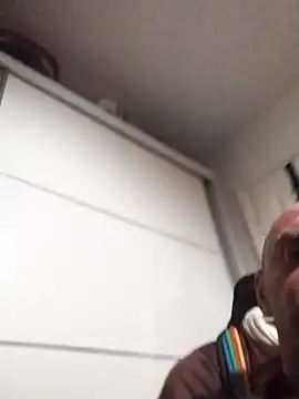 Snapshot of Verynaughtyx chatting on 11.20.25 Verynaughtyx online show from 11.20.25