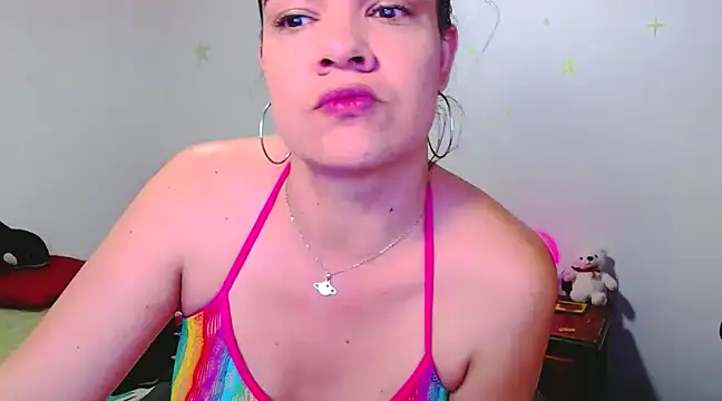 luchiana hott21 online show from 01.21.25