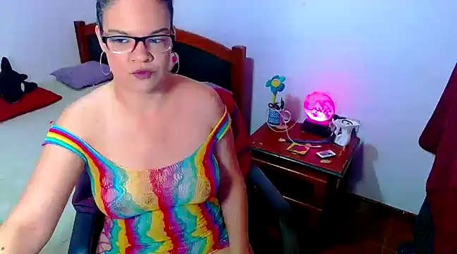 luchiana hott21 online show from 03.01.25