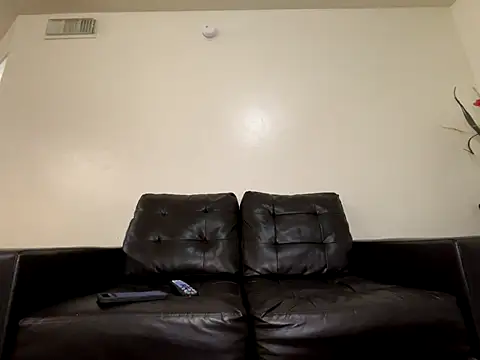 Snapshot of sexy_itzamara chatting on 11.04.25 sexy itzamara online show from 11.04.25