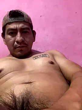 Snapshot of duggan12 chatting on 11.20.25 duggan12 online show from 11.20.25