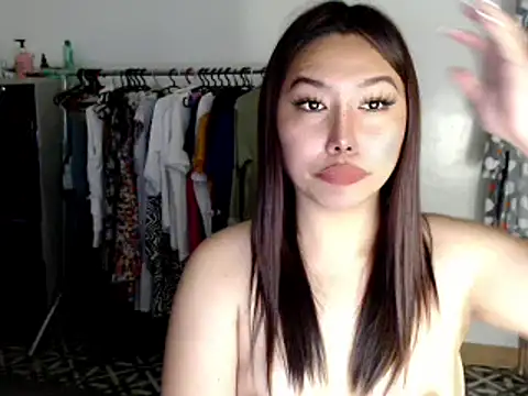 Snapshot of urqueendominant chatting on 02.07.25 urqueendominant online show from 02.07.25