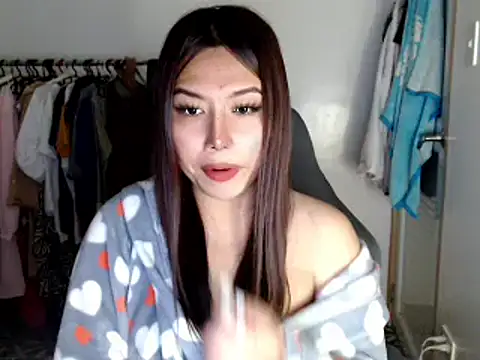 Snapshot of urqueendominant chatting on 02.26.25 urqueendominant online show from 02.26.25