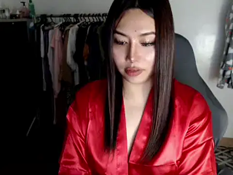 Snapshot of urqueendominant chatting on 03.01.25 urqueendominant online show from 03.01.25