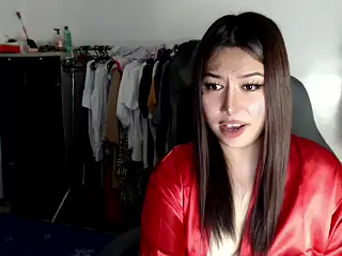 Snapshot of urqueendominant chatting on 03.03.25 urqueendominant online show from 03.03.25