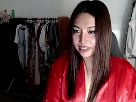 Snapshot of urqueendominant chatting on 03.08.25 urqueendominant online show from 03.08.25