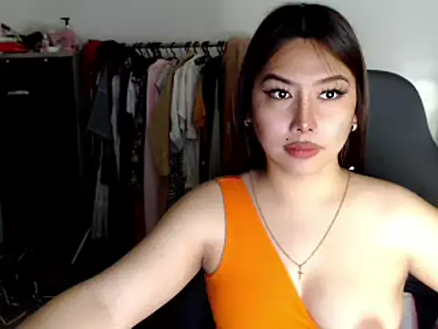 Snapshot of urqueendominant chatting on 03.15.25 urqueendominant online show from 03.15.25