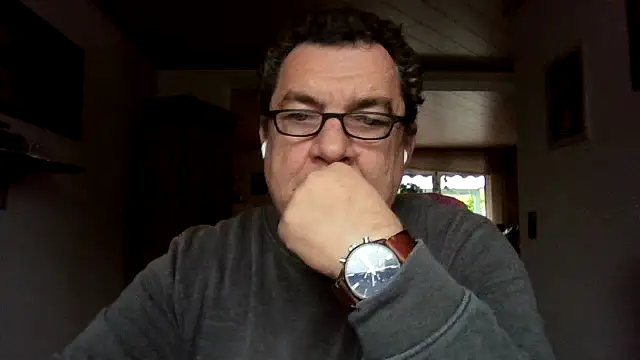 Snapshot of Nobbie444 chatting on 11.19.25 Nobbie444 online show from 11.19.25