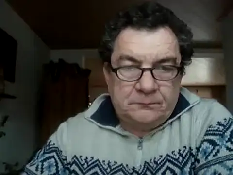 Snapshot of Nobbie444 chatting on 12.14.25 Nobbie444 online show from 12.14.25