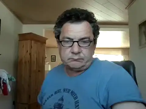 Nobbie444 online show from 04.28.26