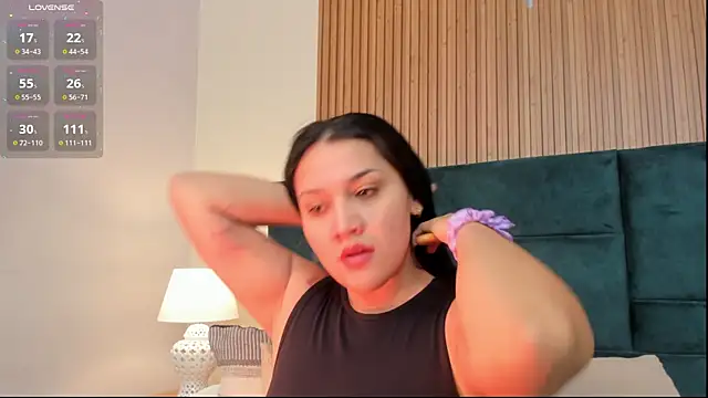 Snapshot of Kareena_chopra chatting on 07.07.26 Kareena chopra online show from 07.07.26