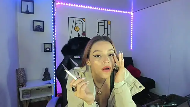 Snapshot of kay_marie chatting on 02.19.25 kay marie online show from 02.19.25