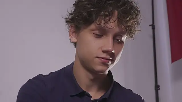 Snapshot of Nicky_neal chatting on 09.10.25 Nicky neal online show from 09.10.25