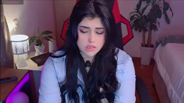 Alyaa s online show from 04.20.26