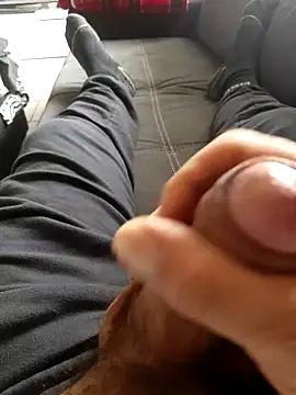 Snapshot of 74bob chatting on 03.15.25 74bob online show from 03.15.25