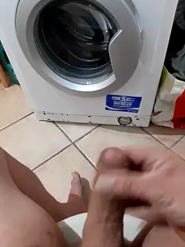 Snapshot of 74bob chatting on 03.22.25 74bob online show from 03.22.25