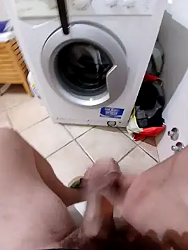 Snapshot of 74bob chatting on 10.17.25 74bob online show from 10.17.25