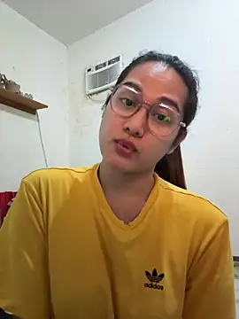 MarieLoveGlamorous online show from 07.12.26